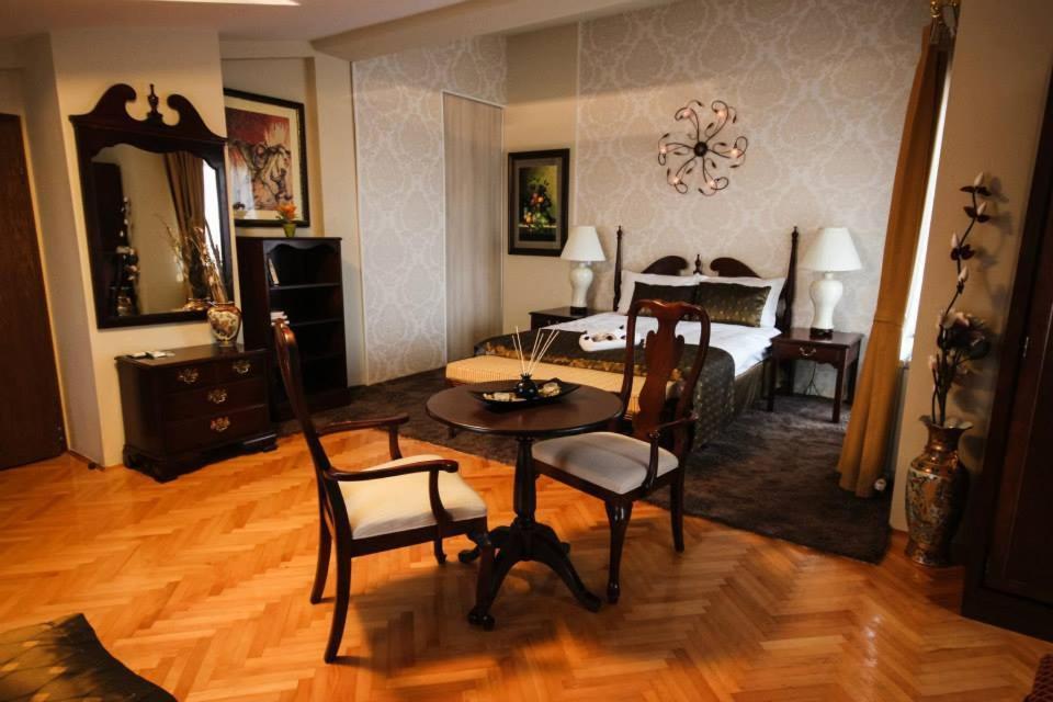 Hotel Villa Alexander Skopje Luaran gambar