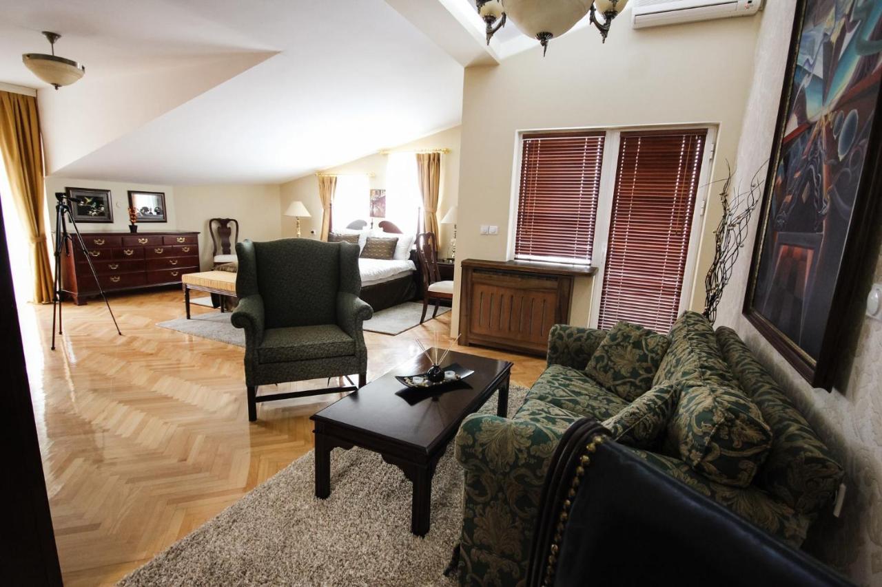 Hotel Villa Alexander Skopje Luaran gambar