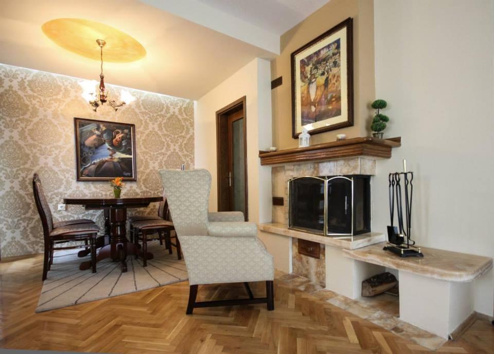 Hotel Villa Alexander Skopje Luaran gambar
