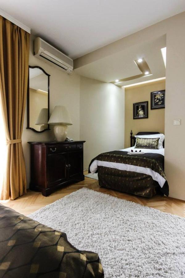 Hotel Villa Alexander Skopje Luaran gambar